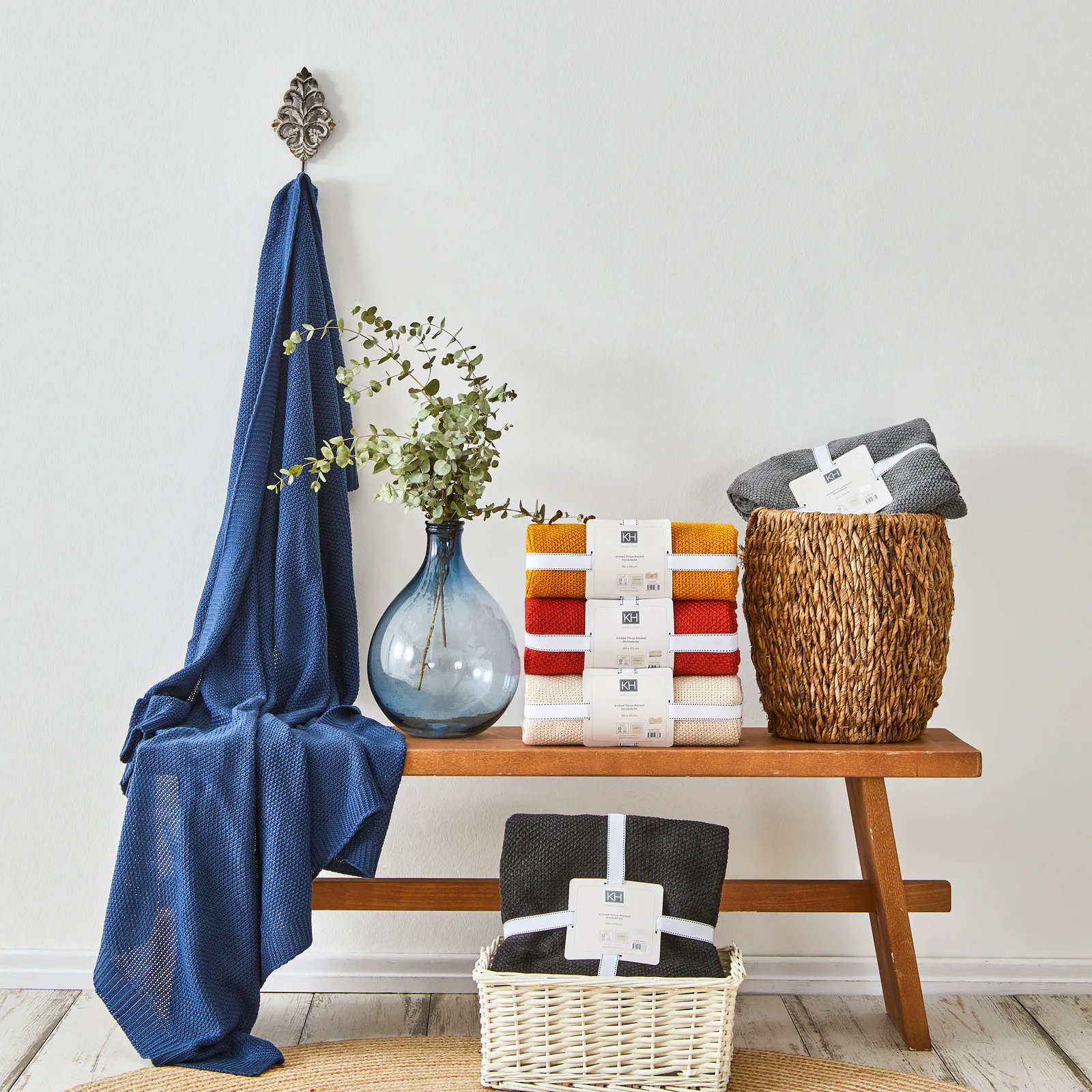 Couverture en maille Karaca Home certifiée Öko-Tex, bleu foncé - Image 3