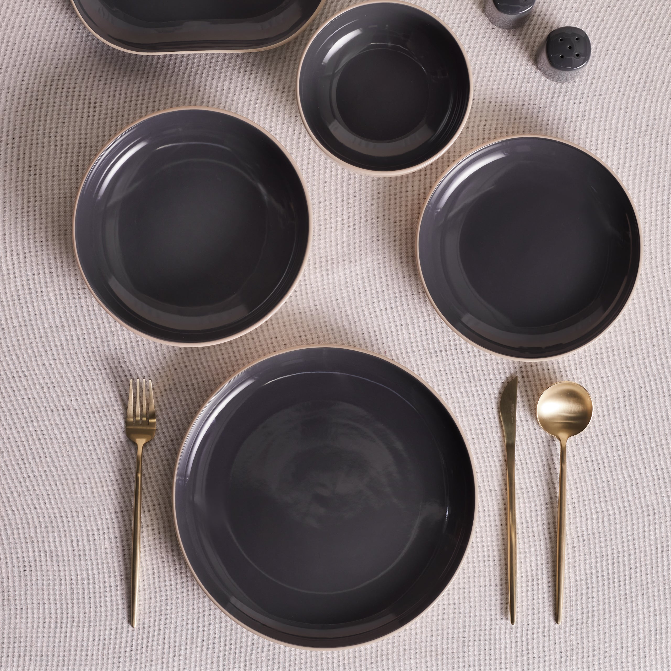 Ensemble De Vaisselle Anthracite Karaca Terra 36 Pièces Pour 8 Personnes - Image 3