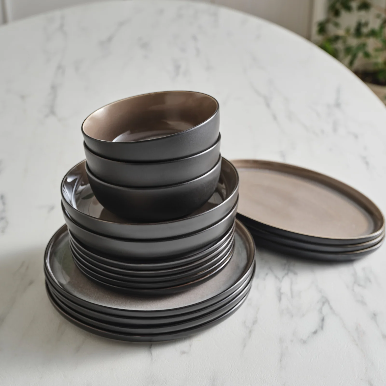 Ensemble de vaisselle Karaca Earth Collection Mercure 59 pièces pour 12 personnes - Image 7