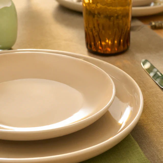 Ensemble de vaisselle Karaca Terra 36 pièces pour 8 personnes - Couleur crème - Image 10