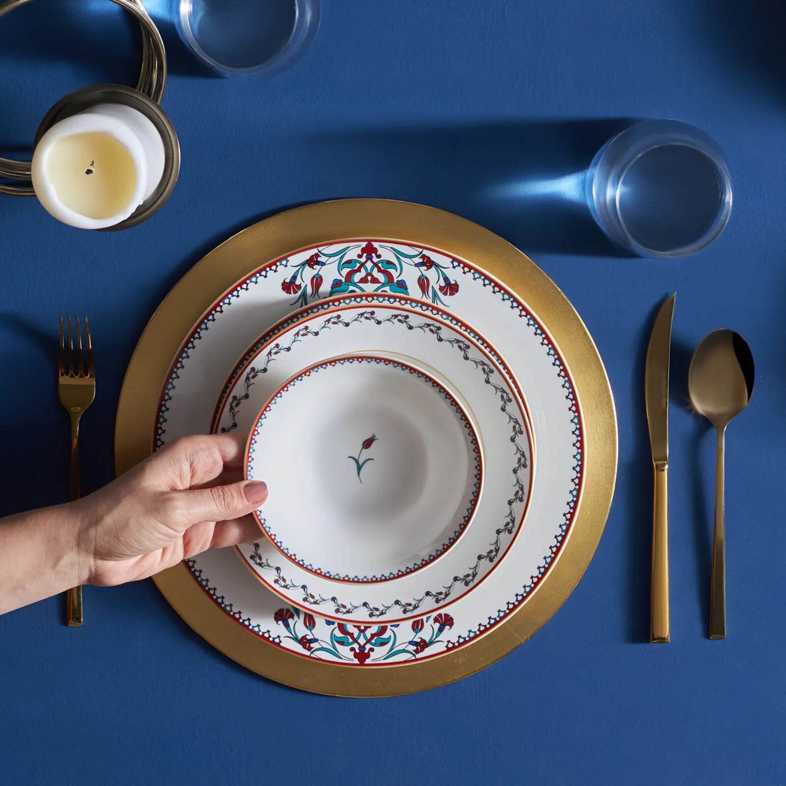 Service de table en porcelaine Karaca Nakkas pour 6 personnes, 24 pièces - Image 3