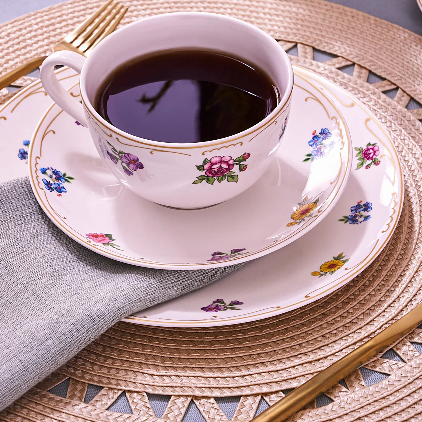 Service Petit Déjeuner et présentation Karaca Natty pour 6 personnes, 26 pièces, New Generation Bone - Image 5