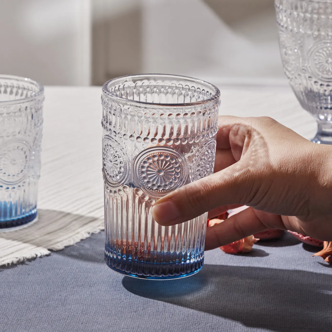 Verre à boissons Karaca Sunflower, bleu - Image 4